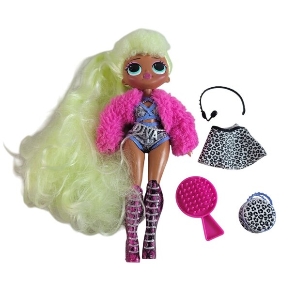 LOL Surprise OMG Lady Diva Fashion Doll 9" Series 1 Articulated Pose 11 Pieces - Picture 1 of 10